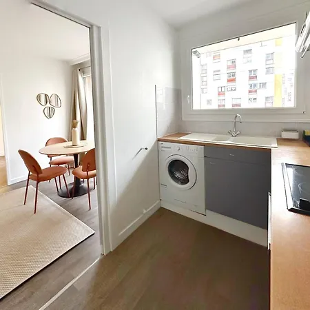 Appartamento Charming Parisian In The Heart Of The 20th Arrondissement